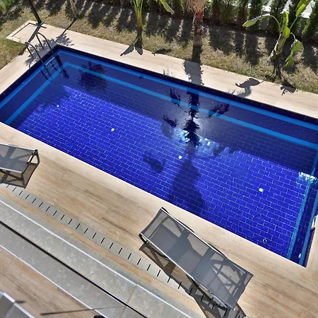 Villa Nirvana *