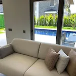 Nirvana Villa *